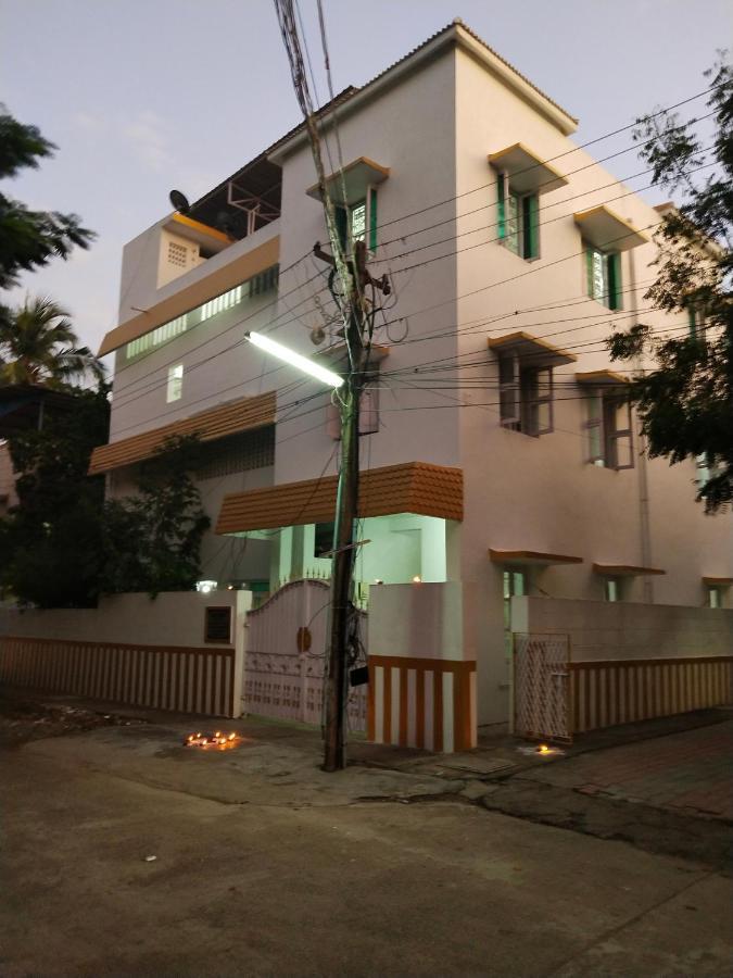 Mayurapriya Inn Chennai Extérieur photo