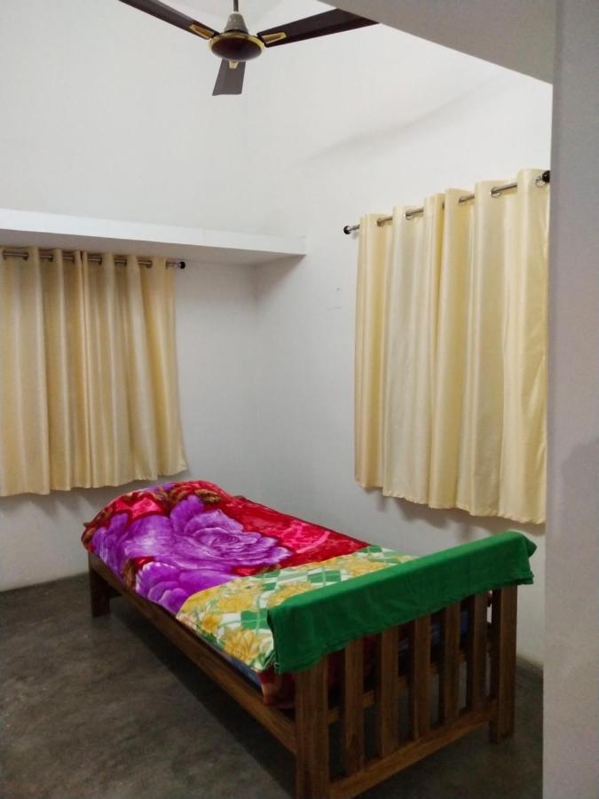Mayurapriya Inn Chennai Extérieur photo